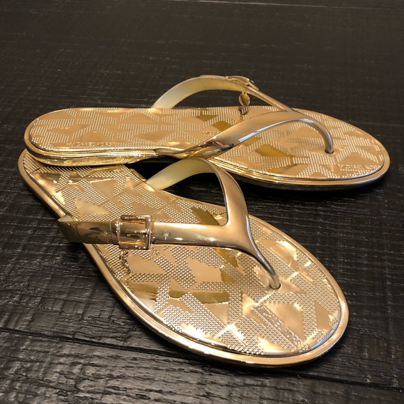 gold sandals size 6